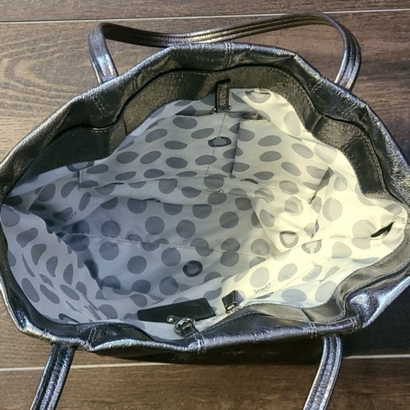 COACH - Julia Metallic Leather Perry Tote - Picture 9 of 11